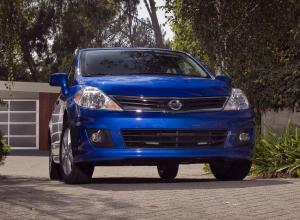Nissan Versa Hatchback 2009 года